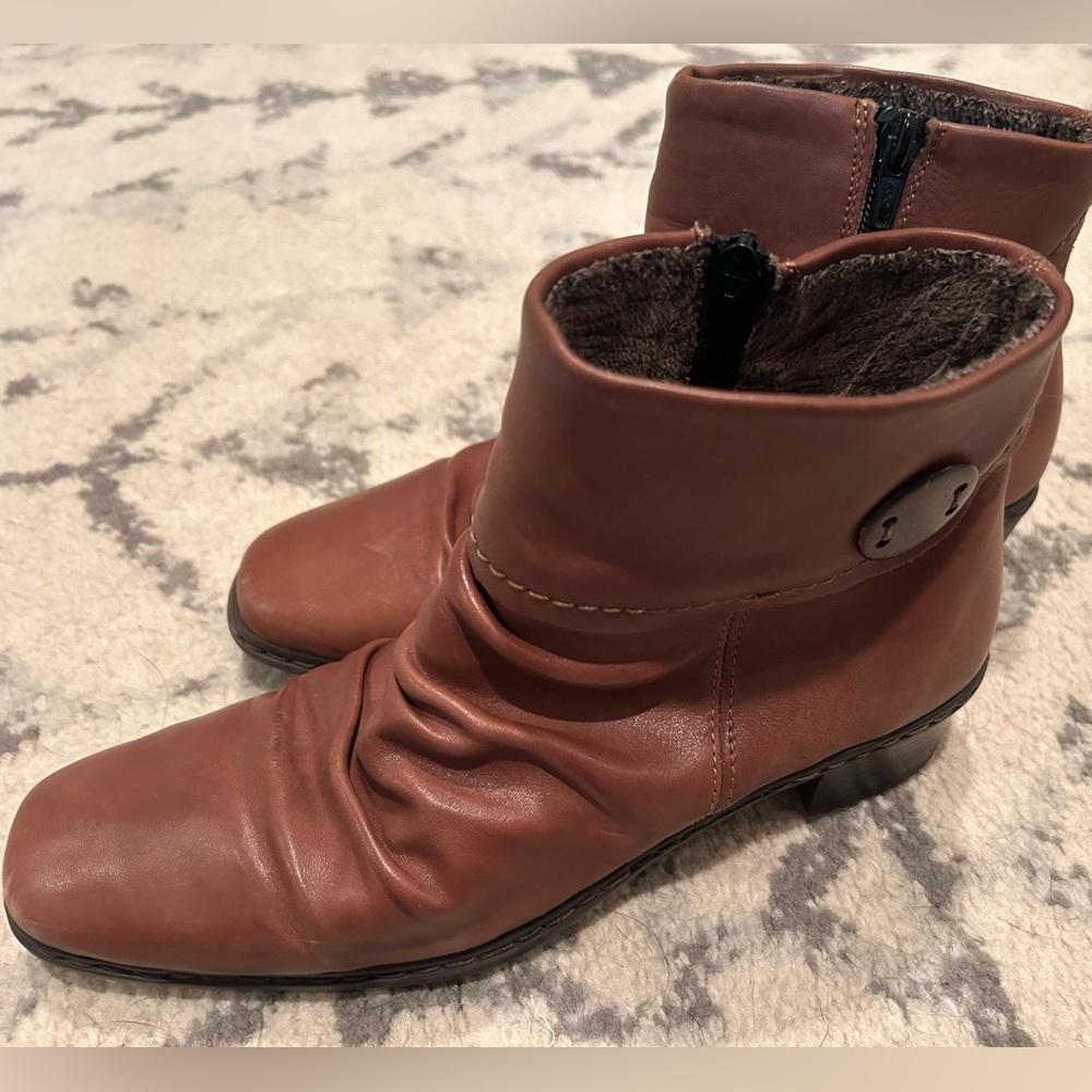Reiker Brown Kendra Bootie. Brown. Size 8.